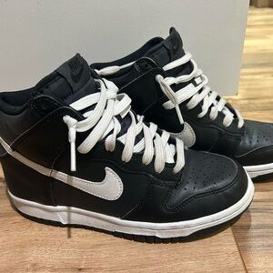 Nike Black and White High-Tops